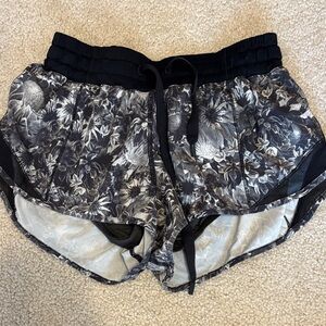 Floral Black and Gray Women's Shorts lululemon
